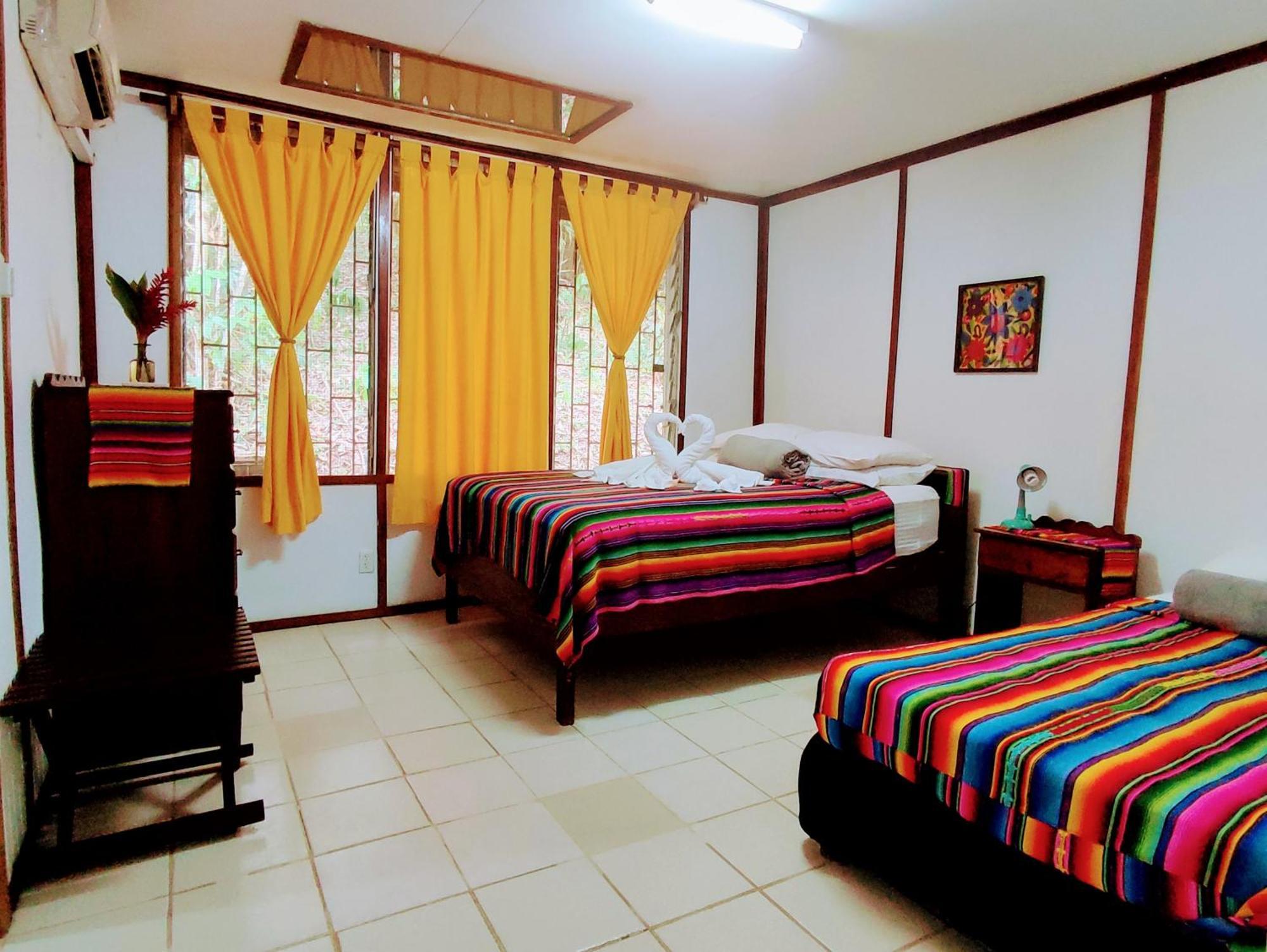 Maya Mountain Lodge San Ignacio Buitenkant foto