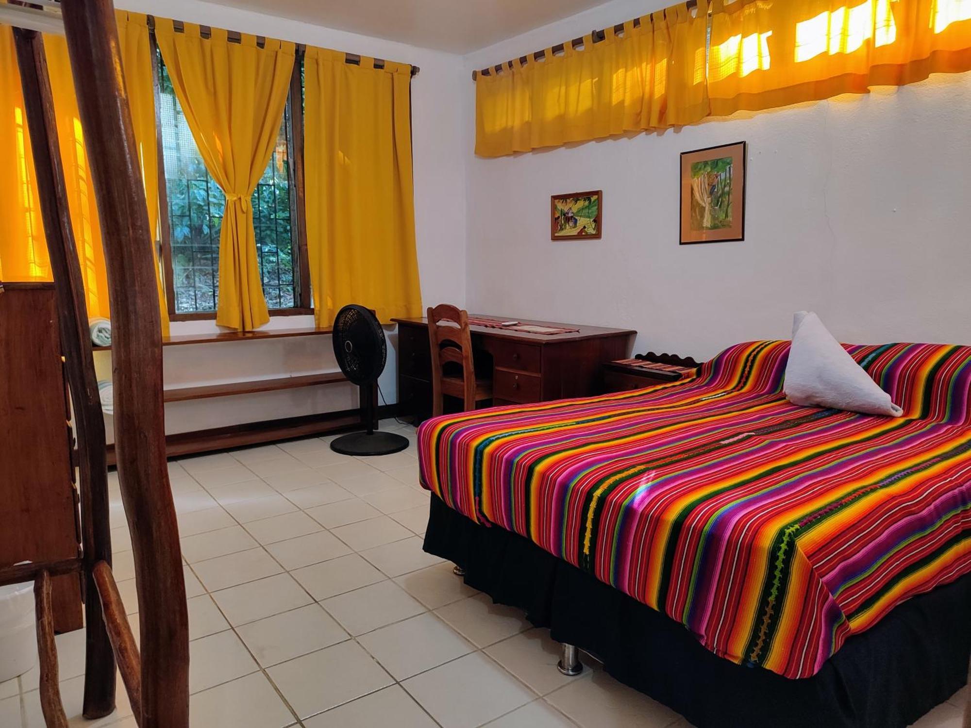 Maya Mountain Lodge San Ignacio Buitenkant foto